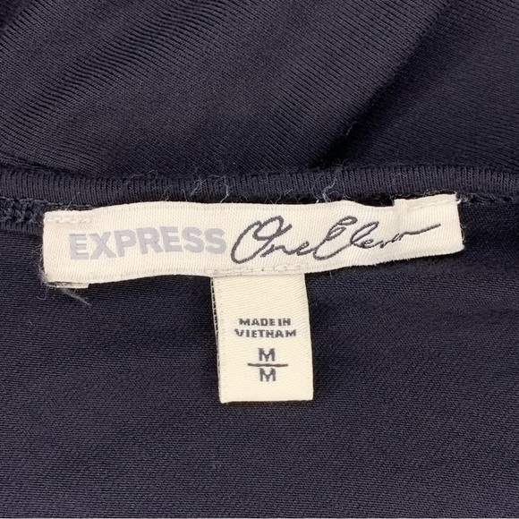 Express 111 Black V Neck Short Sleeve Oversized Top Cut Out Sleeve Stretch - Picture 7 of 8